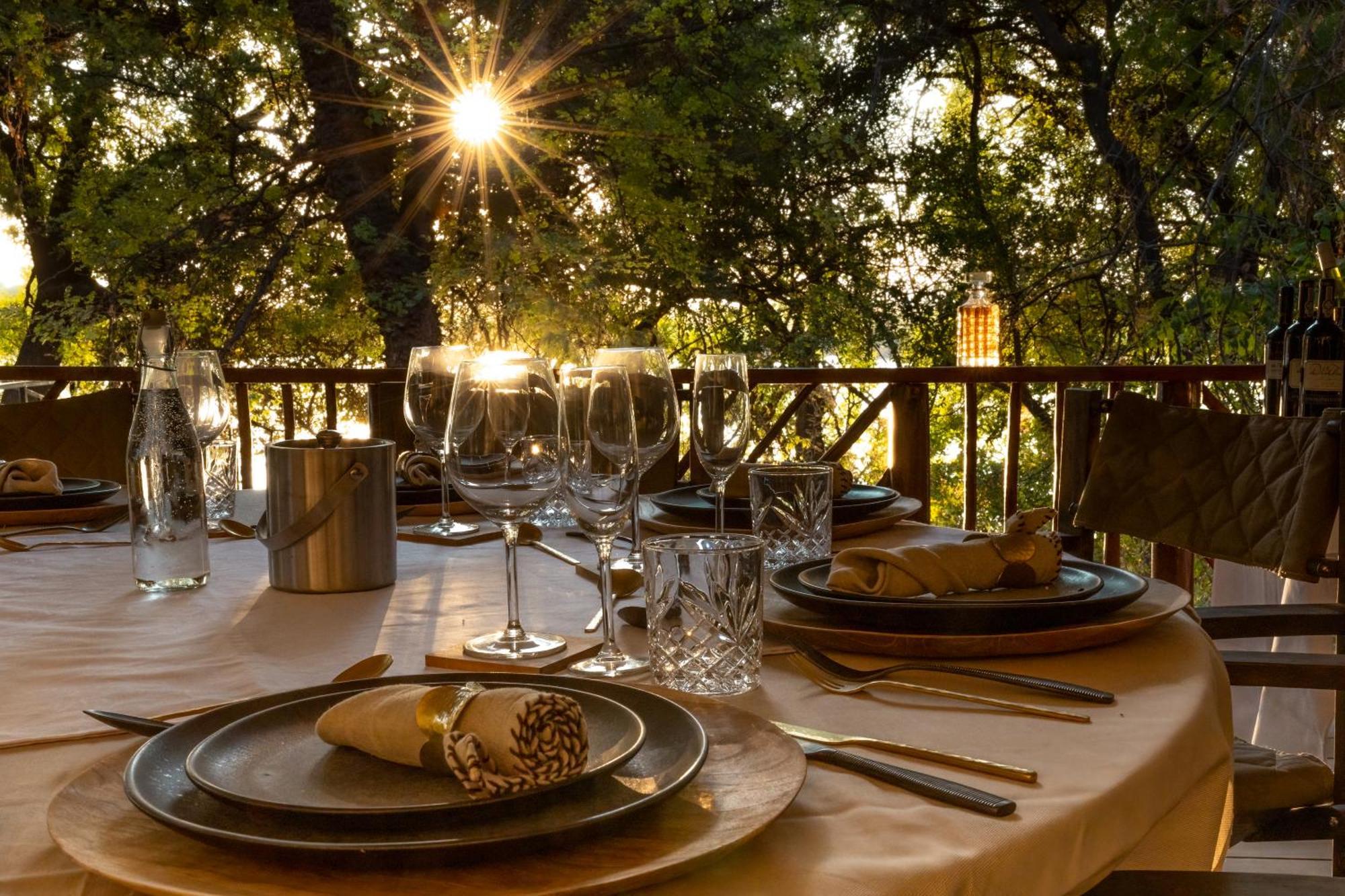 Chobe House Villa And Chalets Kasane Exterior photo